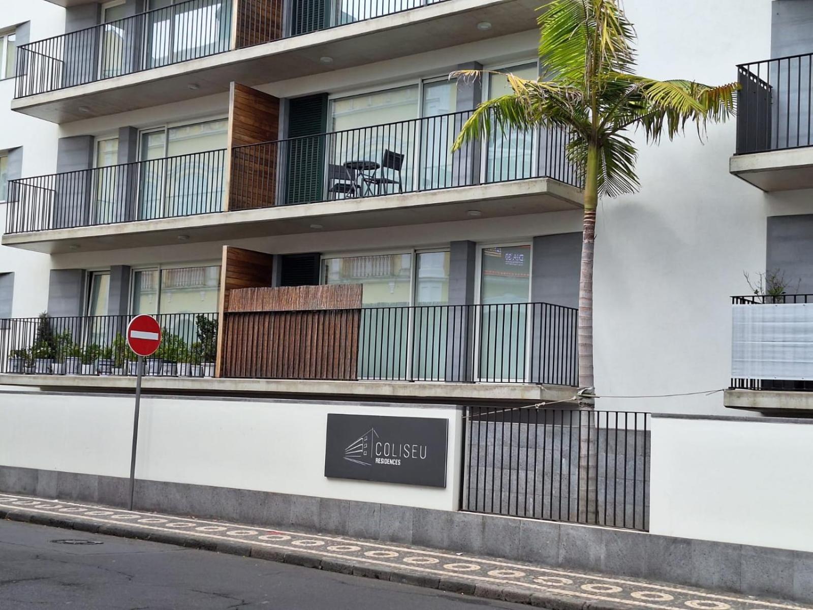 Coliseum Residence Ponta Delgada Buitenkant foto
